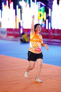 BIB: 201, 28161
                            <button type="button" onclick="openModal(22828399)" class="btn btn-primary btn-sm float-right btn-popup" data-toggle="modal" data-target=".modal-high-quality">
                        <i class="fas fa-shopping-cart"></i> Add to Cart
                    </button>
                                            <button type="button" onclick="isThisMe(22828399, true)" class="btn btn-success btn-sm float-right btn-popup btn-isme hidden" data-toggle="tooltip" data-placement="bottom" title="นี่คือรูปของคุณใช่ไหม คลิกที่นี่เพื่อเอาเข้าอัลบั้ม">
                        <i class="fas fa-plus"></i> Add to album
                    </button>
                    <button type="button" onclick="isThisMe(22828399, false)" class="btn btn-warning btn-sm float-right btn-popup btn-isnotme hidden">
                        <i class="fas fa-ban"></i> Remove from album
                    </button>